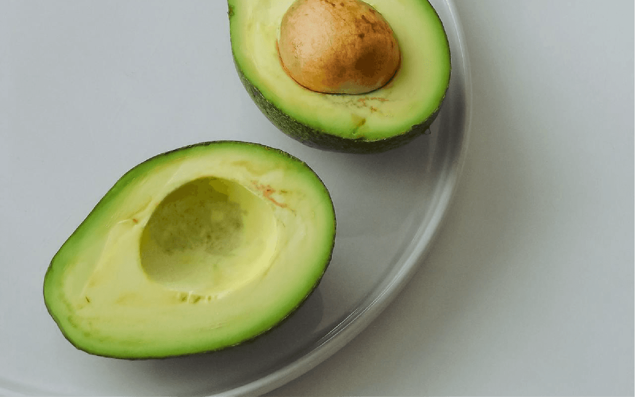 Top 10 Electrolyte Foods for Dubai Heat-  Avocados